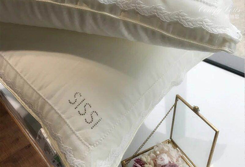 枕芯
